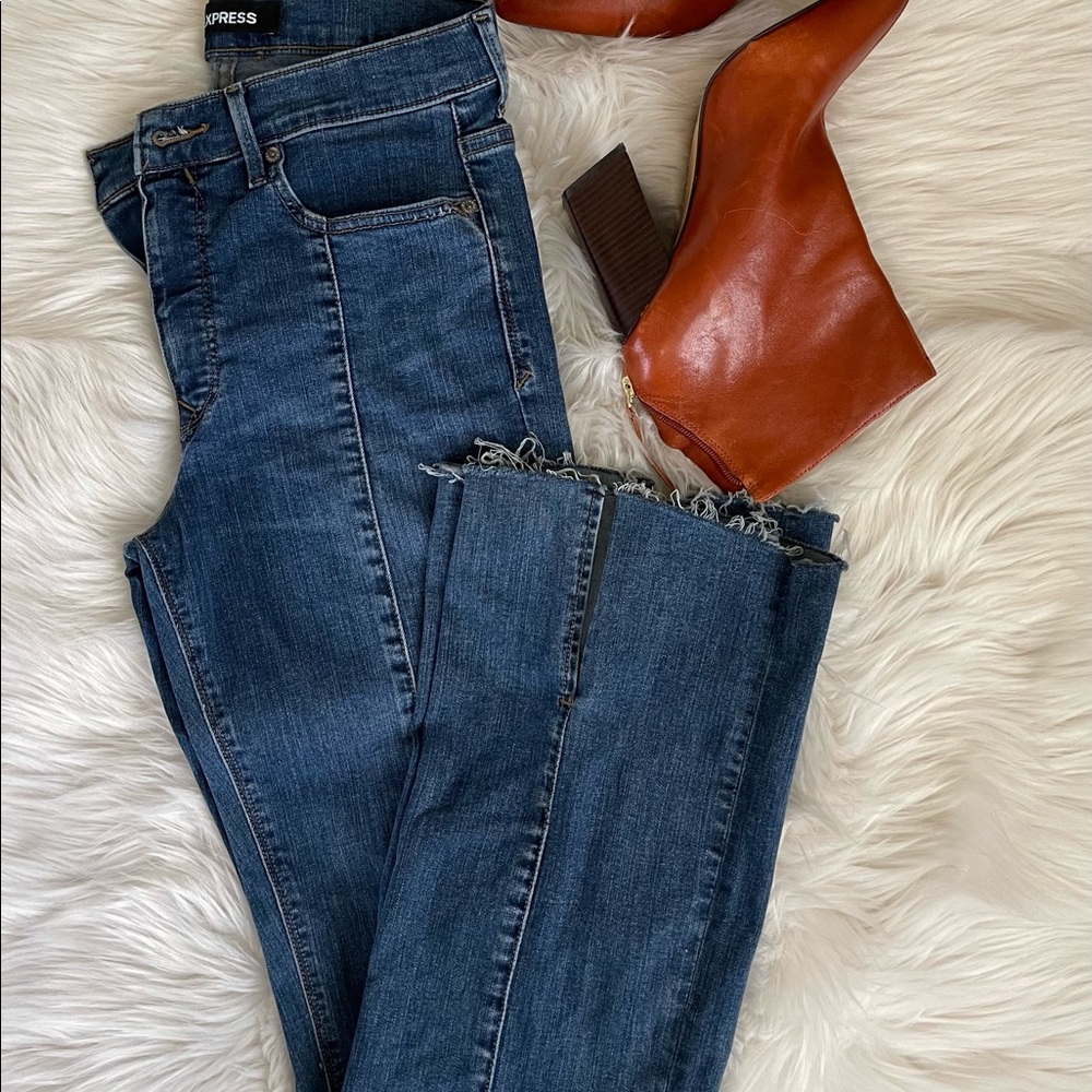 Express “Denim perfect” high rise jeans